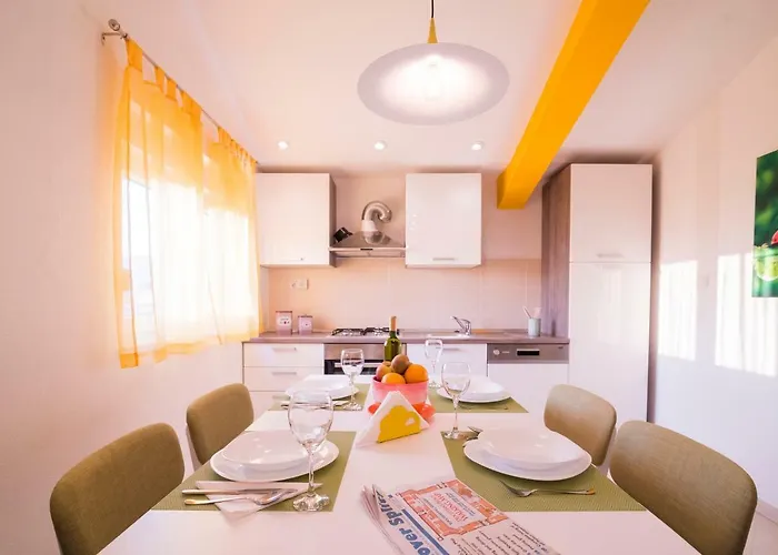 Apartamento Marli - *